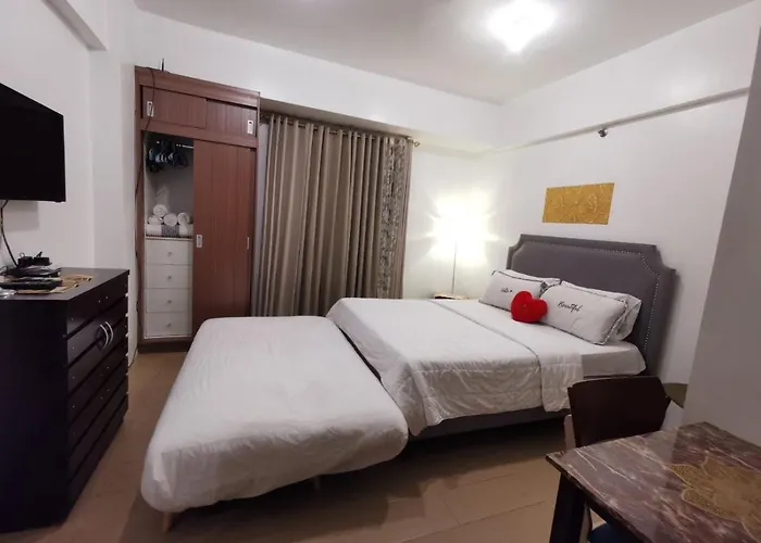 Staycation @150 Newport Pasay Apartment