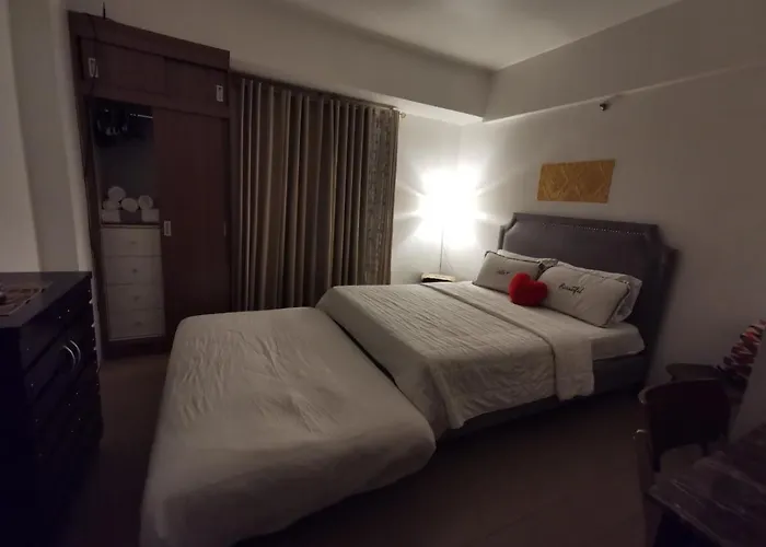 Apartment Staycation @150 Newport Pasay Manila