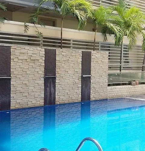 Staycation @150 Newport Pasay
